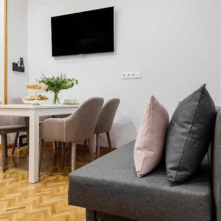 Centrico Apartamento Con 3 Banos En Puerta Del Sol Y Atocha Madrid Exterior foto